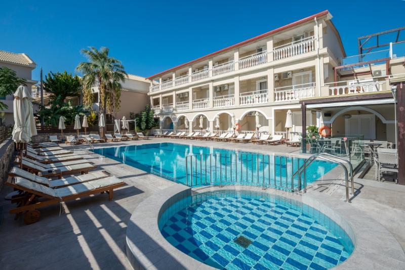 Aparthotel Natalie 3*